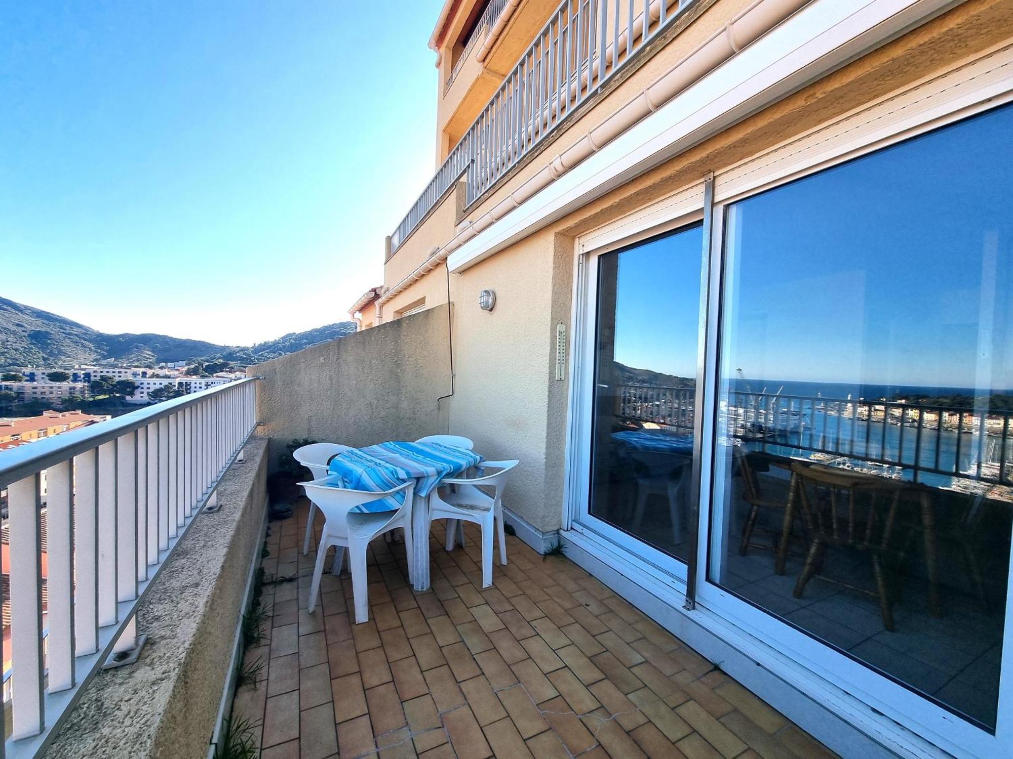 Port-Vendres: Studio Cabine Avec Terrasse, A 2 Pas Du Port - Fr-1-309-256 旺德尔港 外观 照片