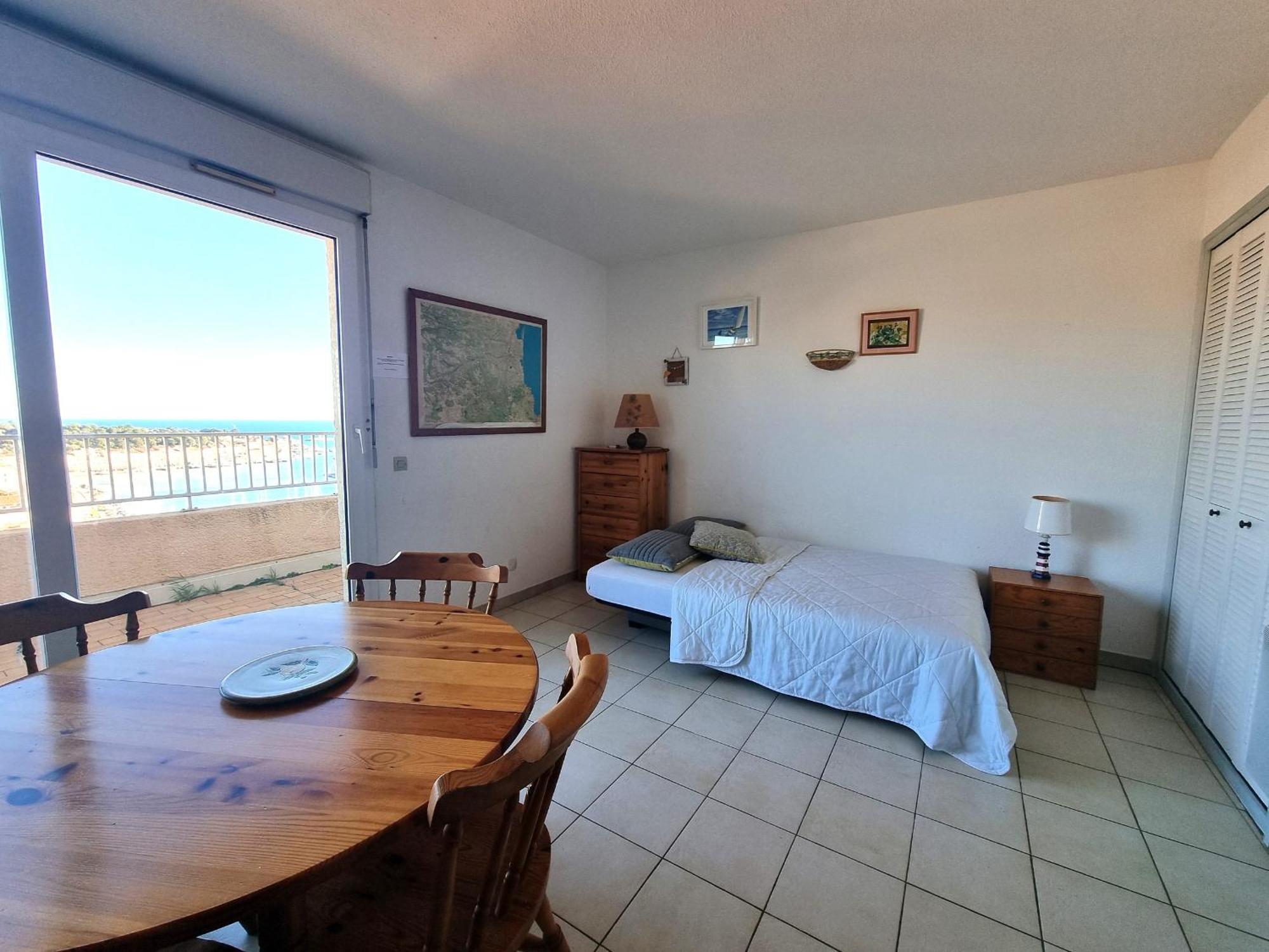 Port-Vendres: Studio Cabine Avec Terrasse, A 2 Pas Du Port - Fr-1-309-256 旺德尔港 外观 照片