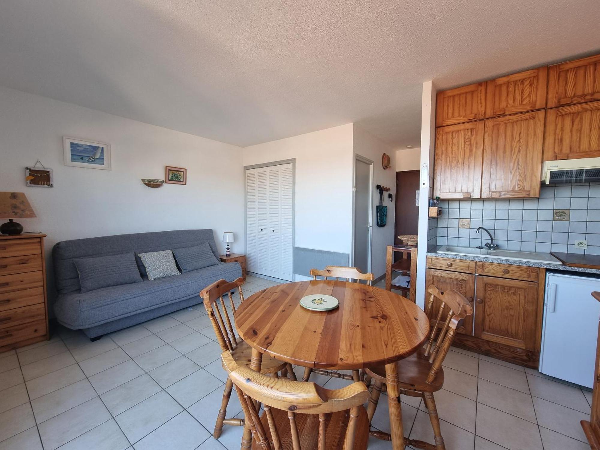 Port-Vendres: Studio Cabine Avec Terrasse, A 2 Pas Du Port - Fr-1-309-256 旺德尔港 外观 照片